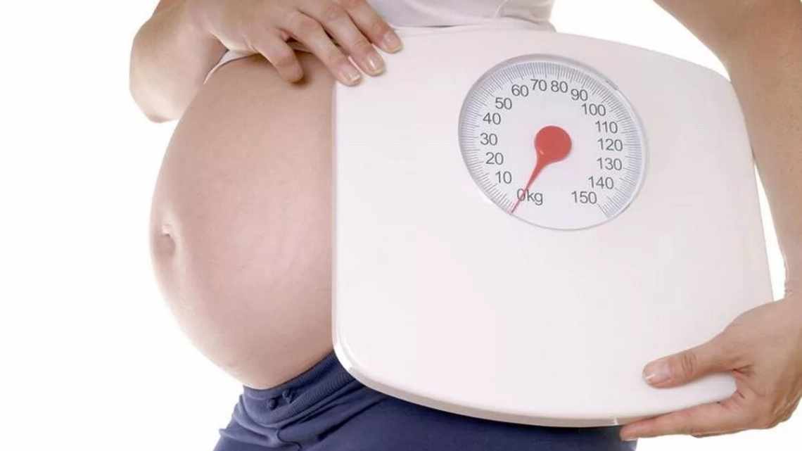 Набор веса во время беременности способствуют здоровому развитию ребенка: сколько можно набрать килограммов