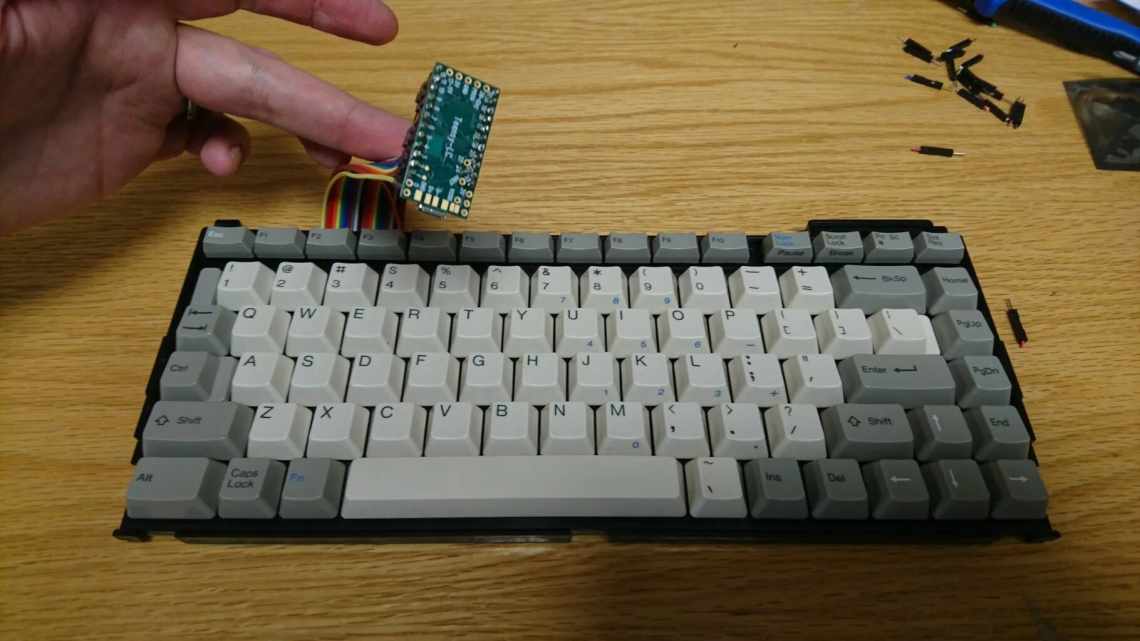 Як замінити клавіатуру ноутбука або тачпад