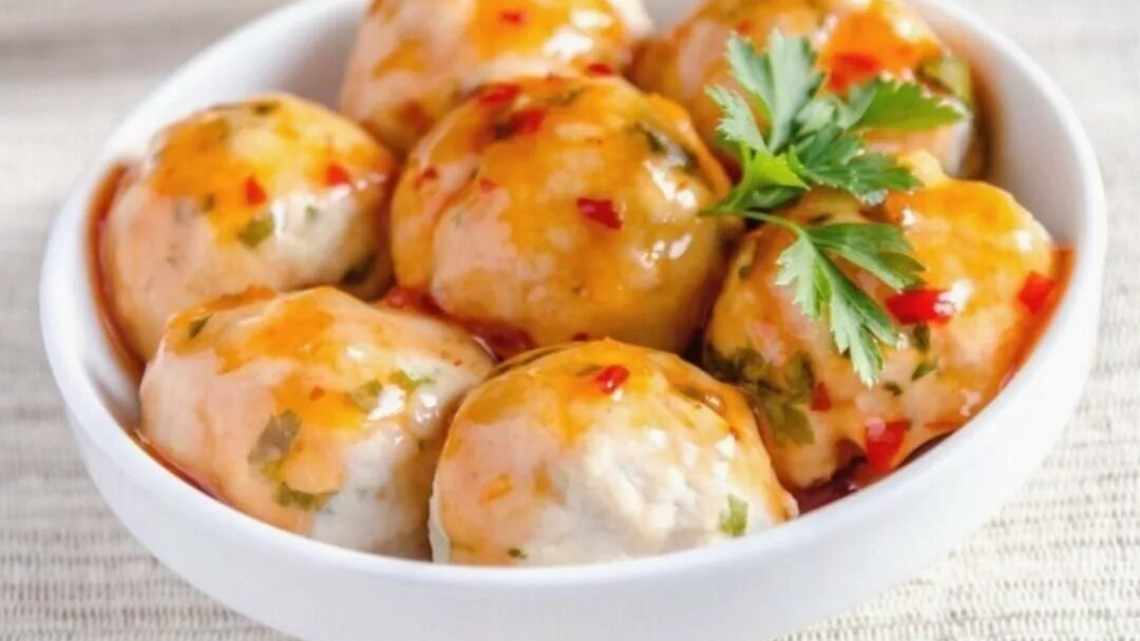 Рыбные фрикадельки – готовим вкусное, полезное блюдо. Лучшие рецепты рыбных фрикаделек в сметанном, сливочном, томатном соусе