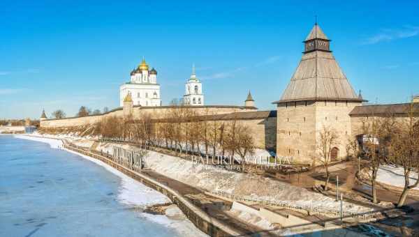 Власьевская башня Псковского Кремля