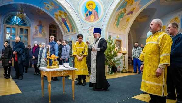 Тихвинская церковь в Выпуково