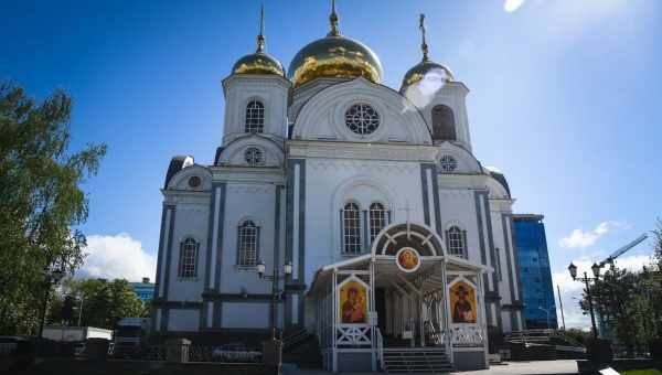 Войсковой собор Александра Невского