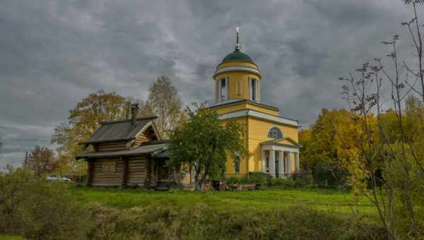 Воздвиженская церковь