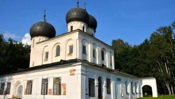 Вознесенская церковь Николаевского Антониева монастыря в Слободе