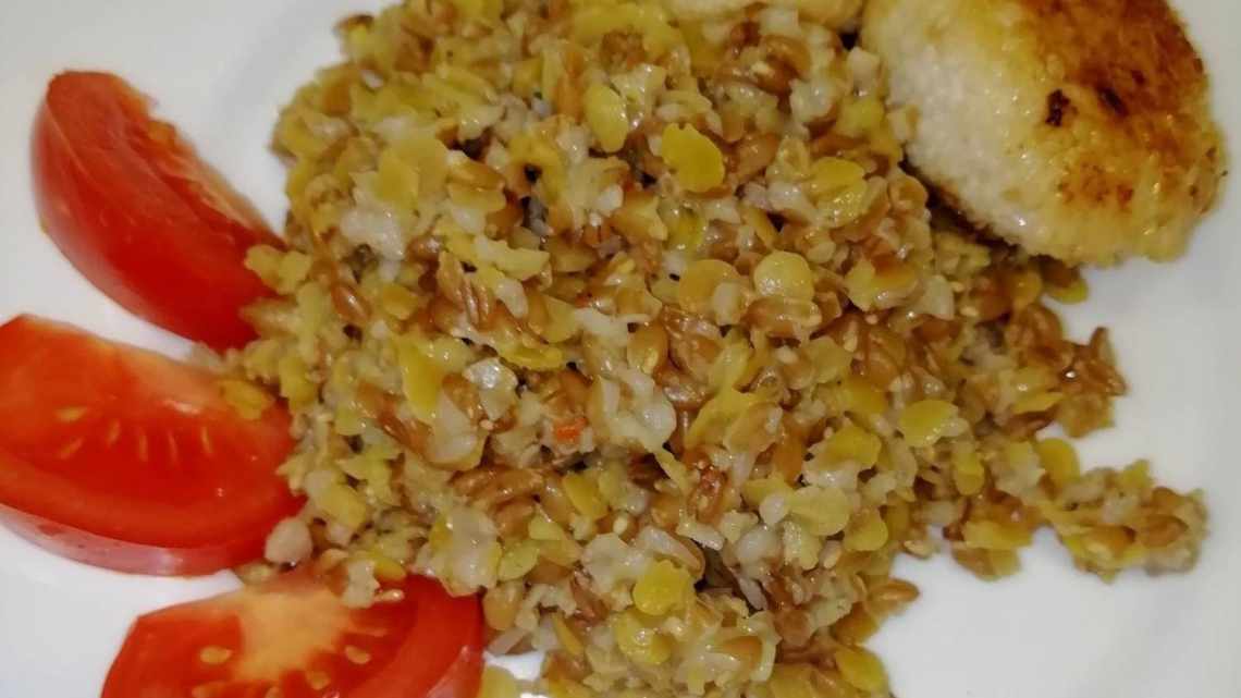 Каша из чечевицы с курицей